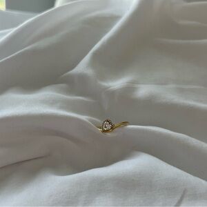 Pandora Gold Ring with Sparkly Heart Stone